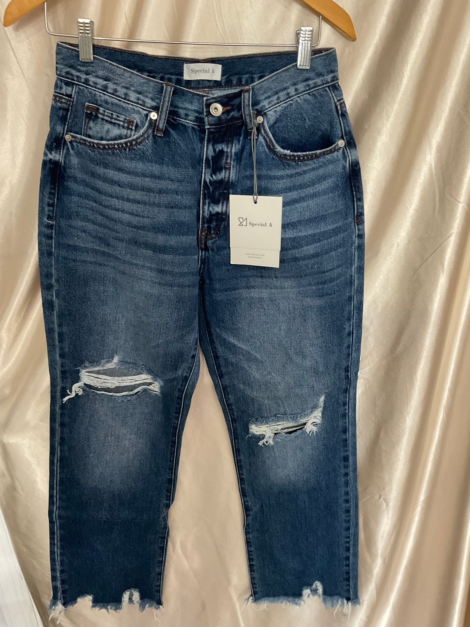 Special A Medium Ripped Denim